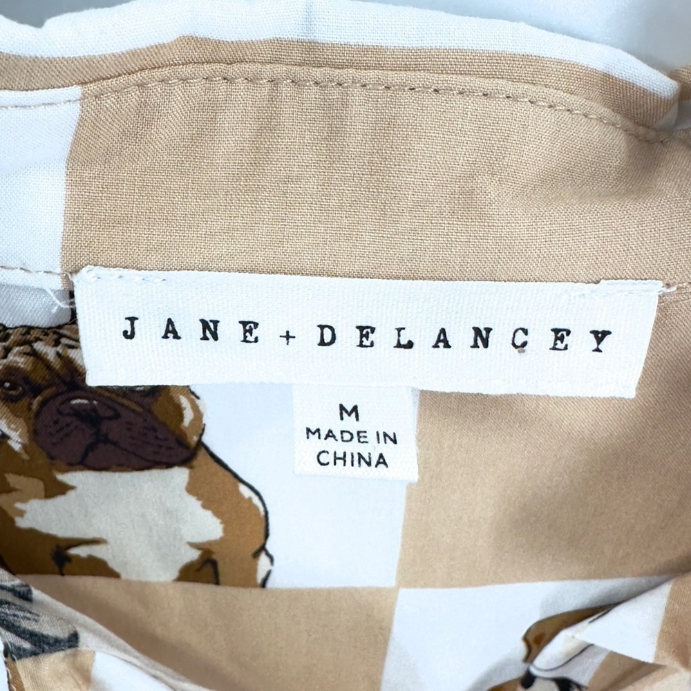 Jane & Delancey Dog Button Down Top Womens Medium Corgi Frenchie Terrier Poodle - Picture 6 of 11
